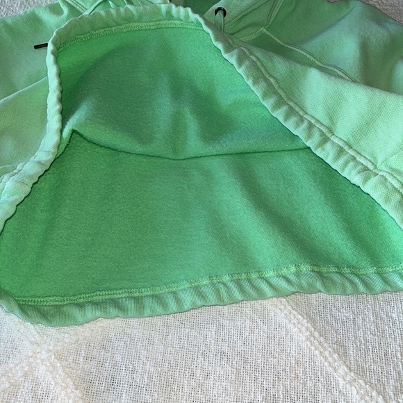 Sold Champion Cropped Hoodie - Picture 5 of 9